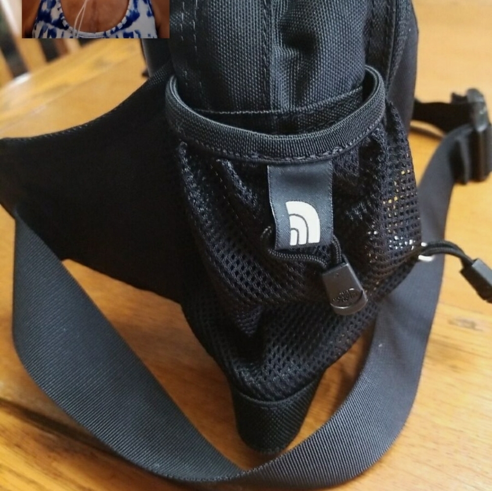 The North Face Waist Hip Fannie pack belted water bottle 12 x 10 - Picture 10 of 10